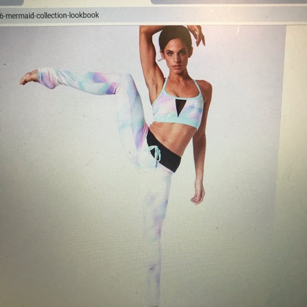 Popflex Draw the Line Mermaid Legging size 8